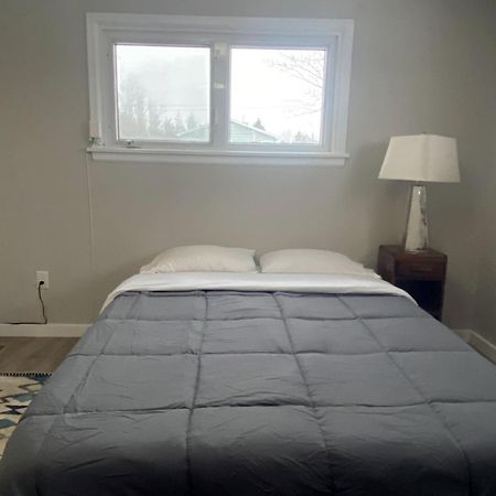 Private Room Lakeview House- Westmount Moncton Kültér fotó