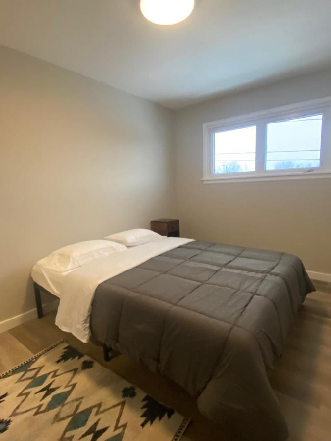 Private Room Lakeview House- Westmount Moncton Kültér fotó